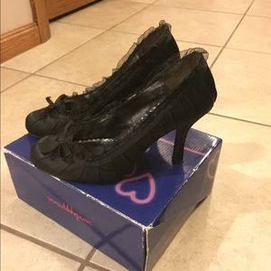 Black Pulse High Heels